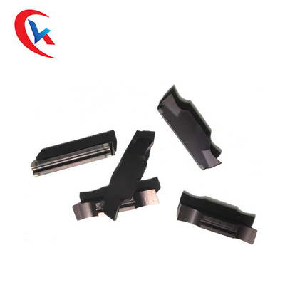เม็ดมีดทังสเตนคาร์ไบด์เซาะร่อง CNC HRA 93 MGGN400-Q-7 เม็ดมีดเซาะร่องคาร์ไบด์เคลือบ