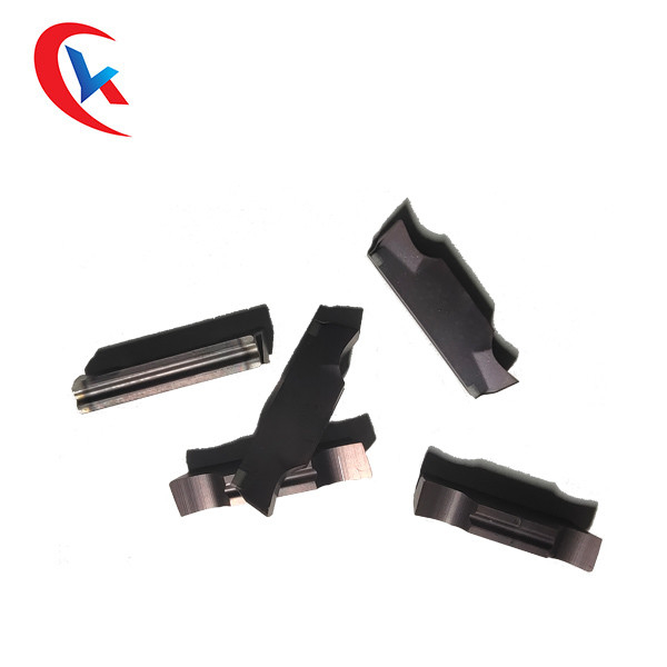 เม็ดมีดทังสเตนคาร์ไบด์เซาะร่อง CNC HRA 93 MGGN400-Q-7 เม็ดมีดเซาะร่องคาร์ไบด์เคลือบ